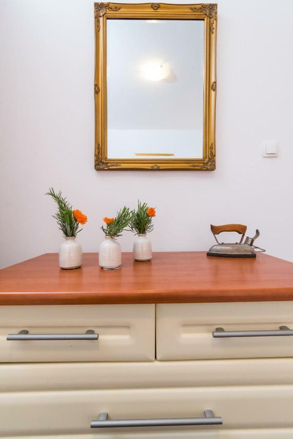 Apartment Okrug Gornji - Trogir With Sea View Exteriör bild