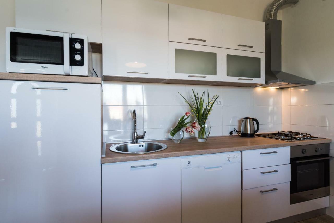 Apartment Okrug Gornji - Trogir With Sea View Exteriör bild